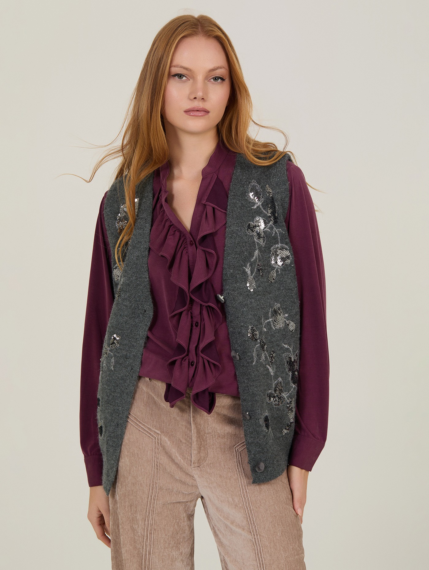 Blusa de cupro con volantes 2