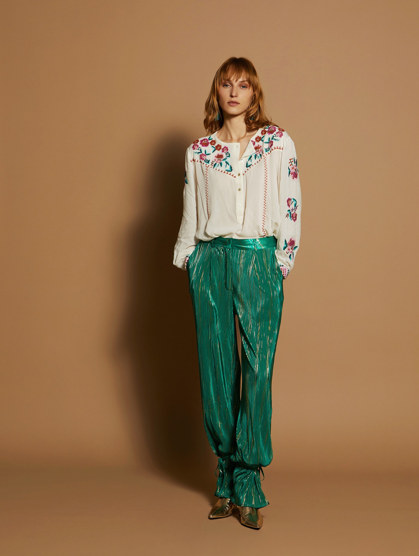 Floral embroidery blouse 1