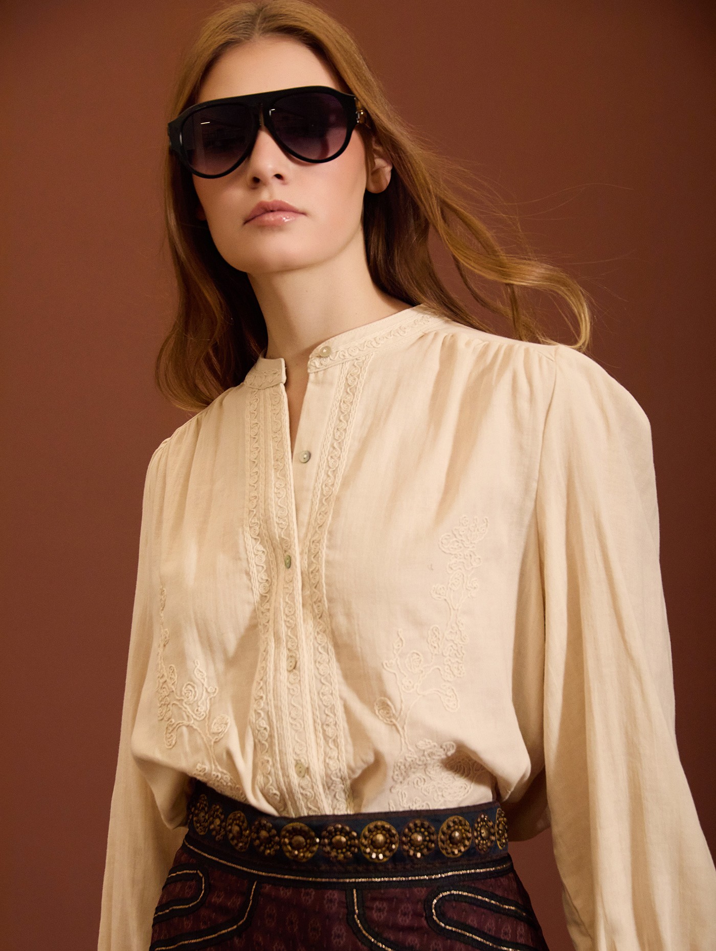 Blusa de algodón bordada 3
