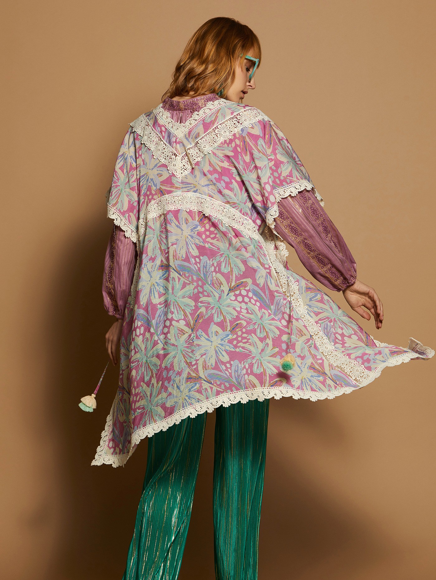 Printed kaftan with lace 4