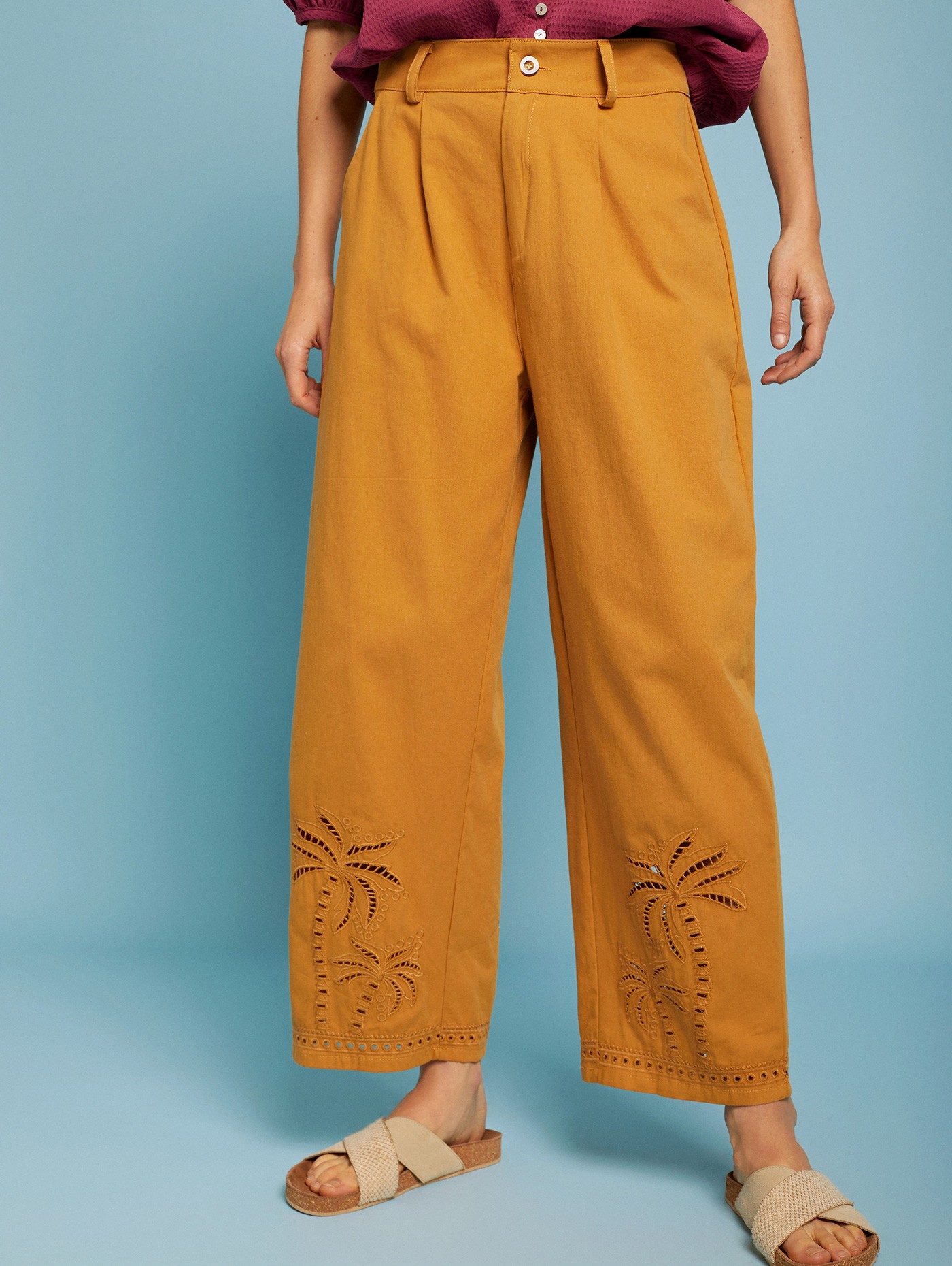 Palm tree embroidery pants 3