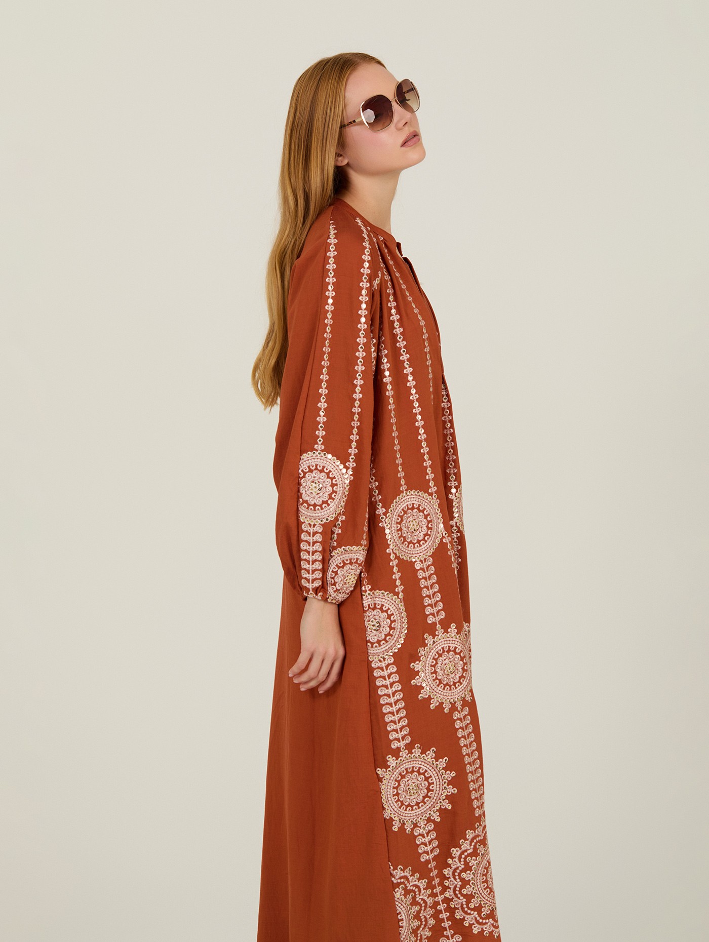 Embroidered long dress 5