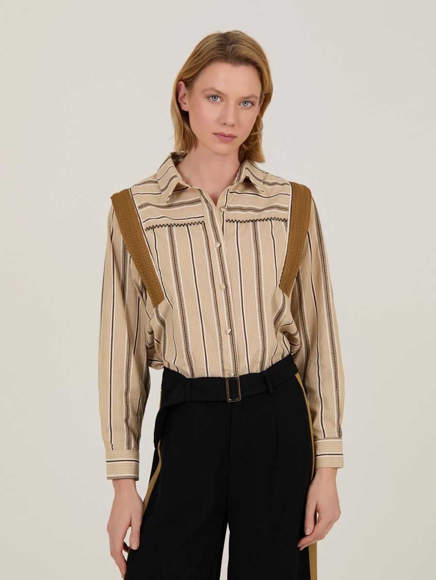 Camisa con fornitura