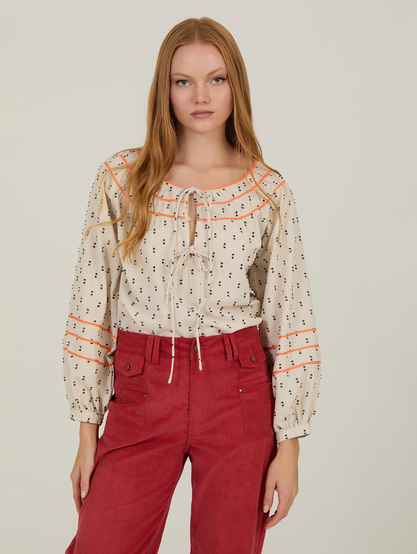 Blusa de plumeti con cintas 1
