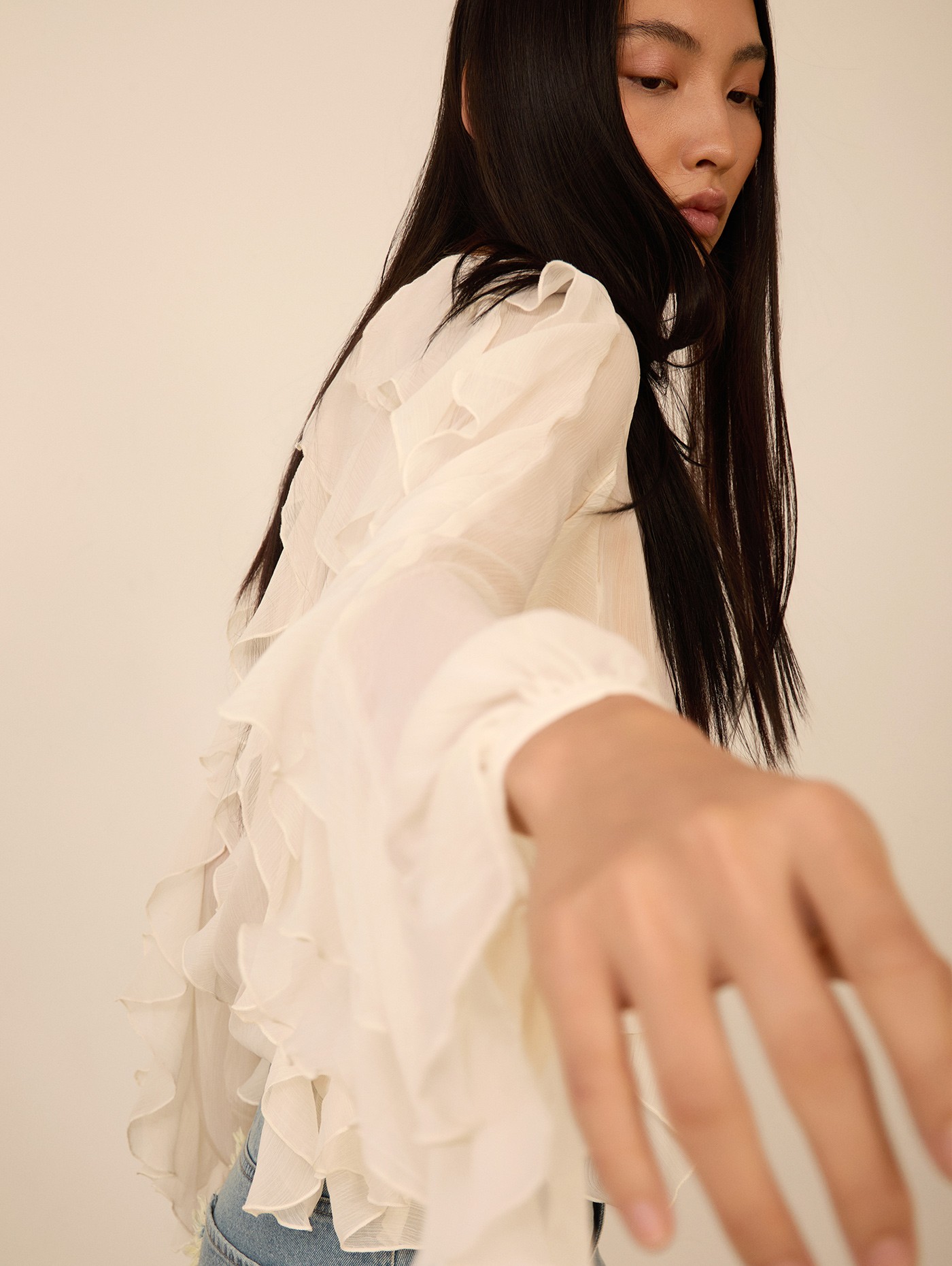 Blusa de gasa volantes 4