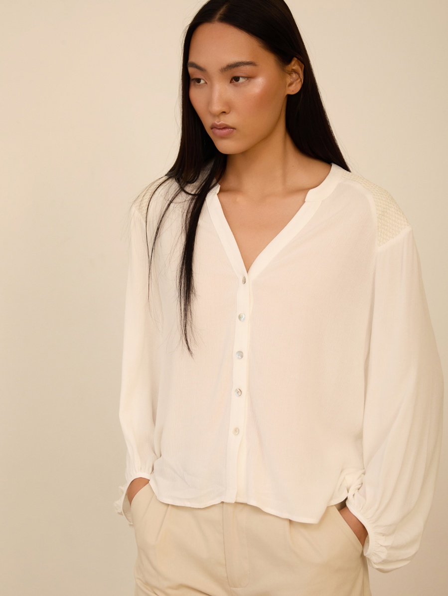 Blusa smock contraste