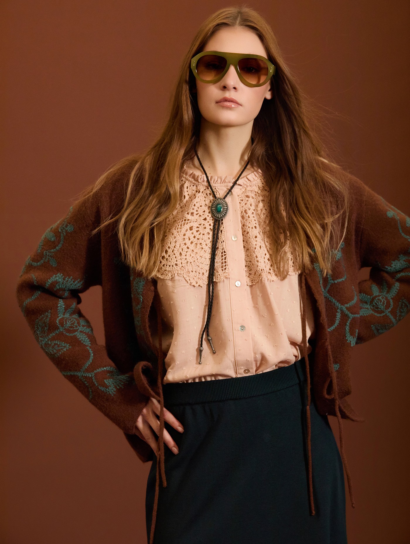 Blusa en plumeti y encaje 5