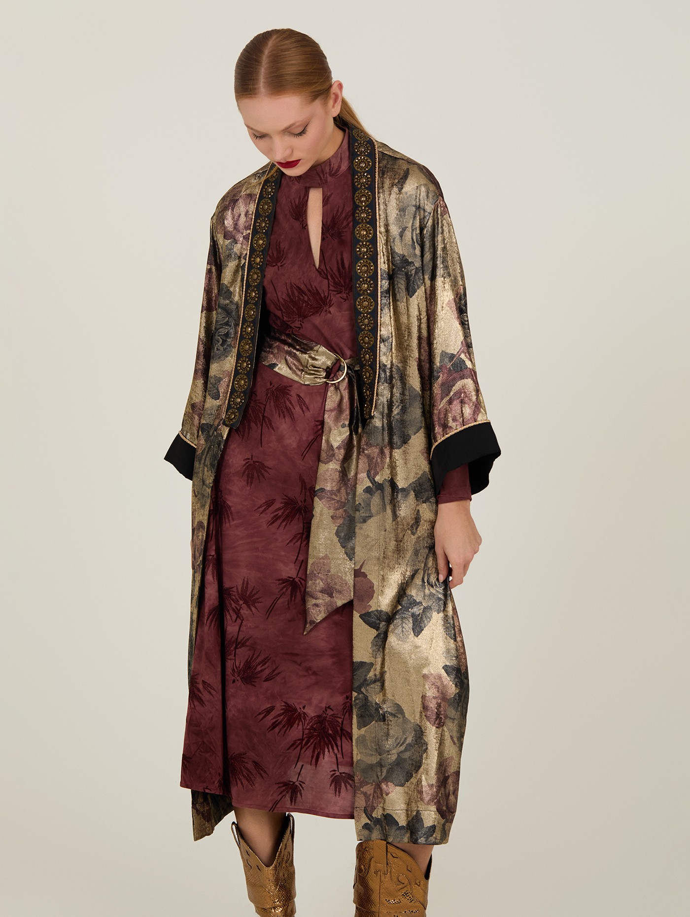 Langer, fließender Kaftan 4