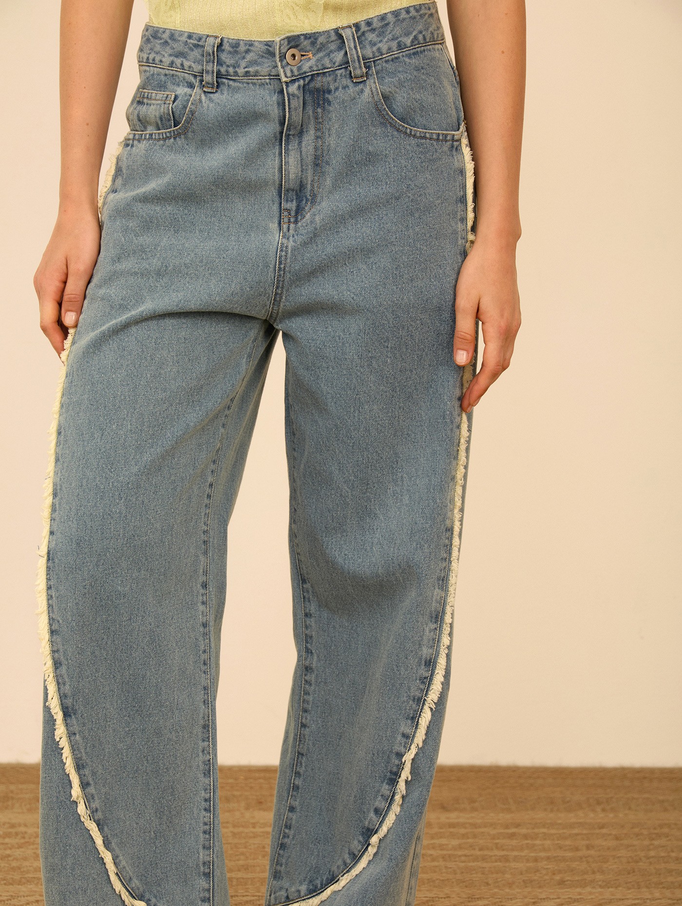 Pantalón denim desflecado 1