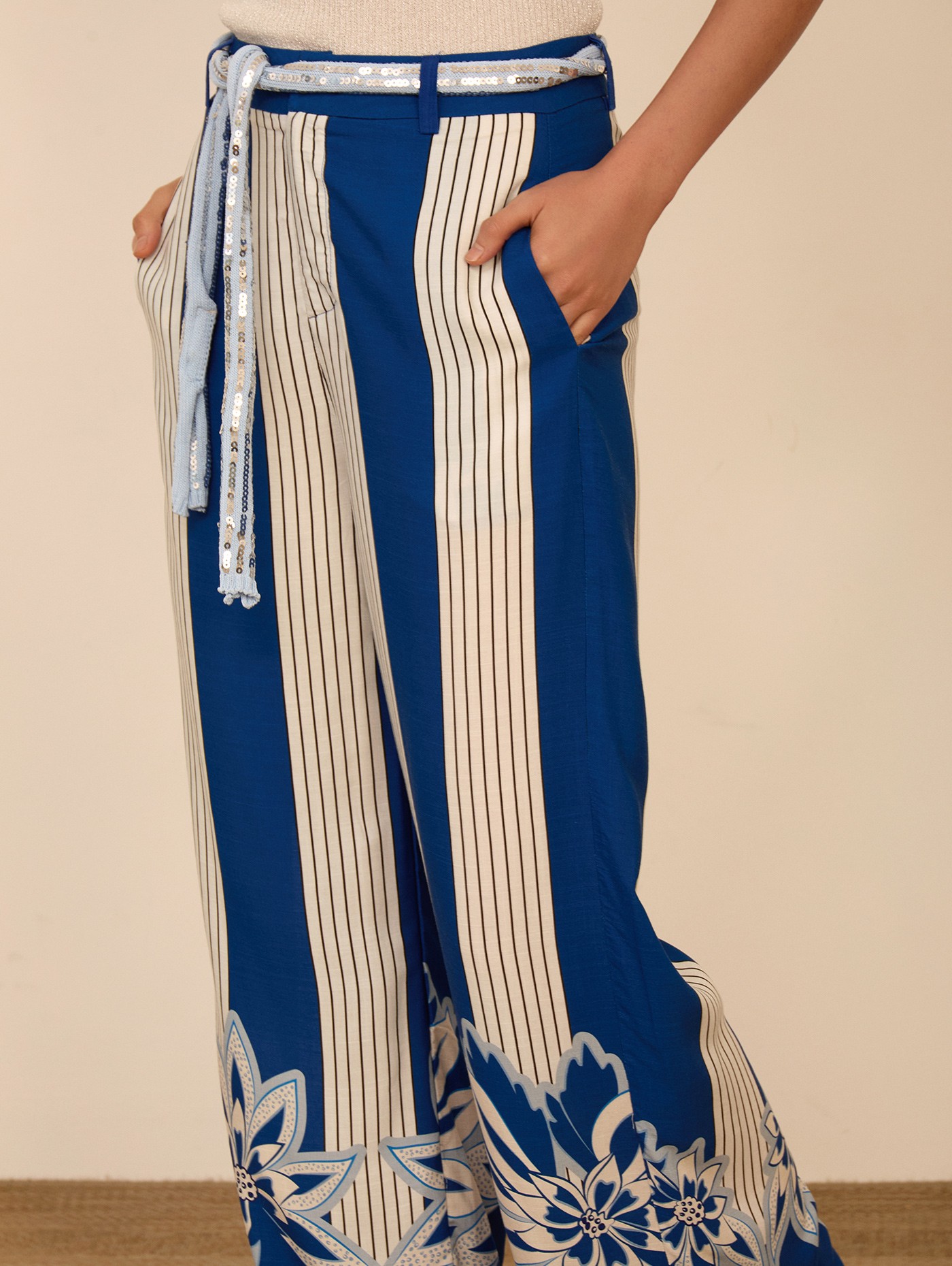 Pantalón fluido estampado