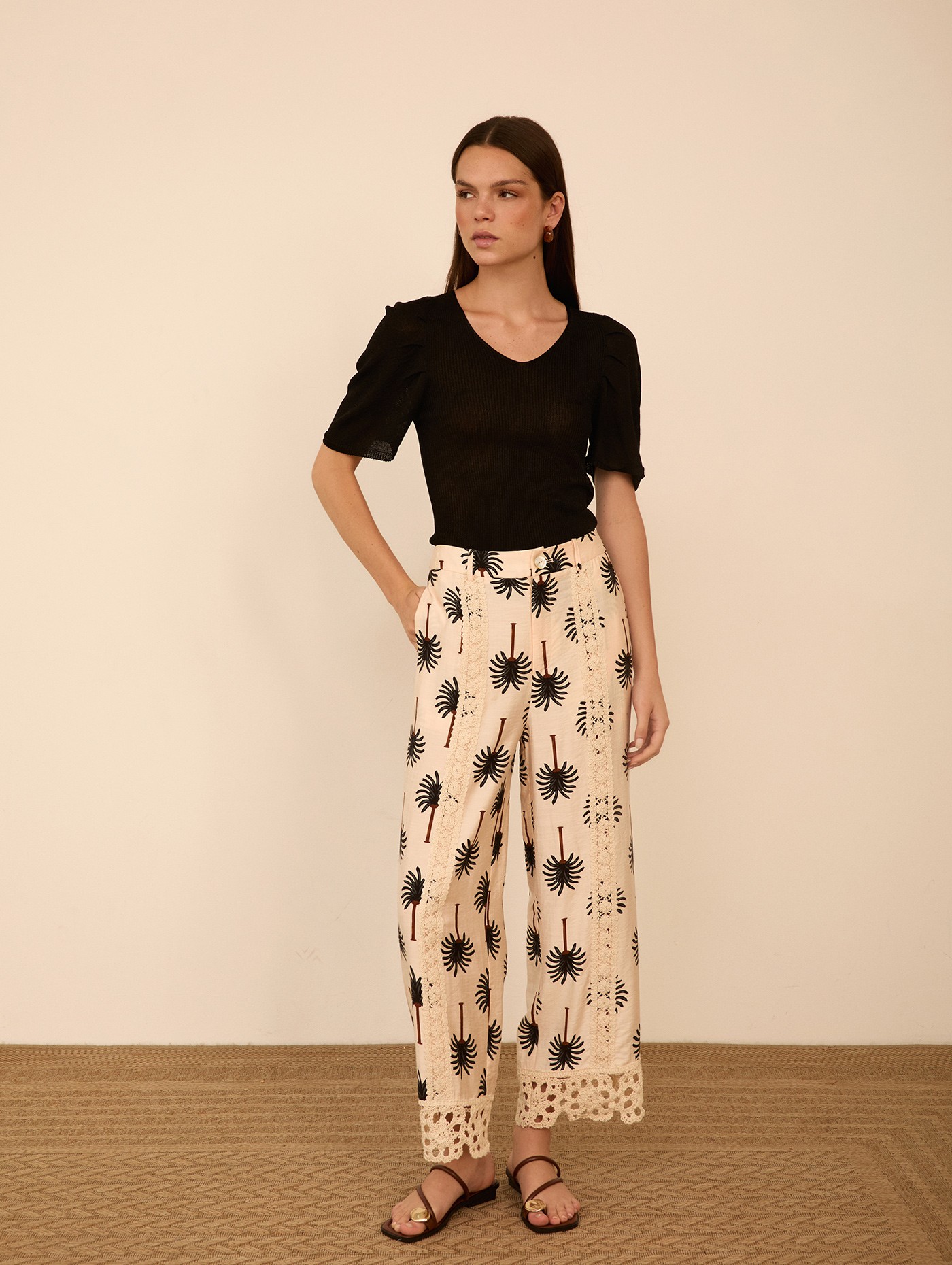 Pantalón cropped estampado