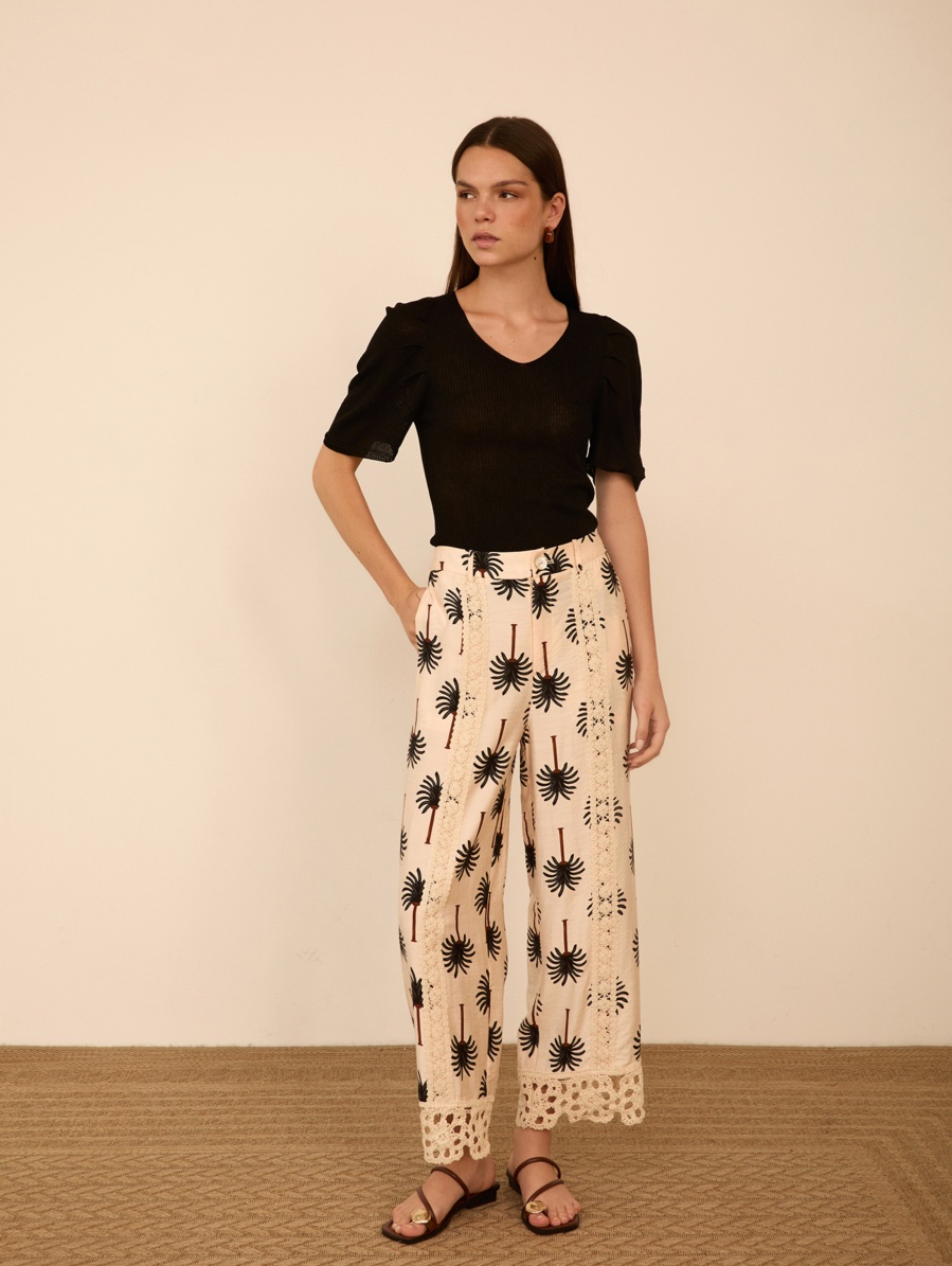 Pantalón cropped estampado