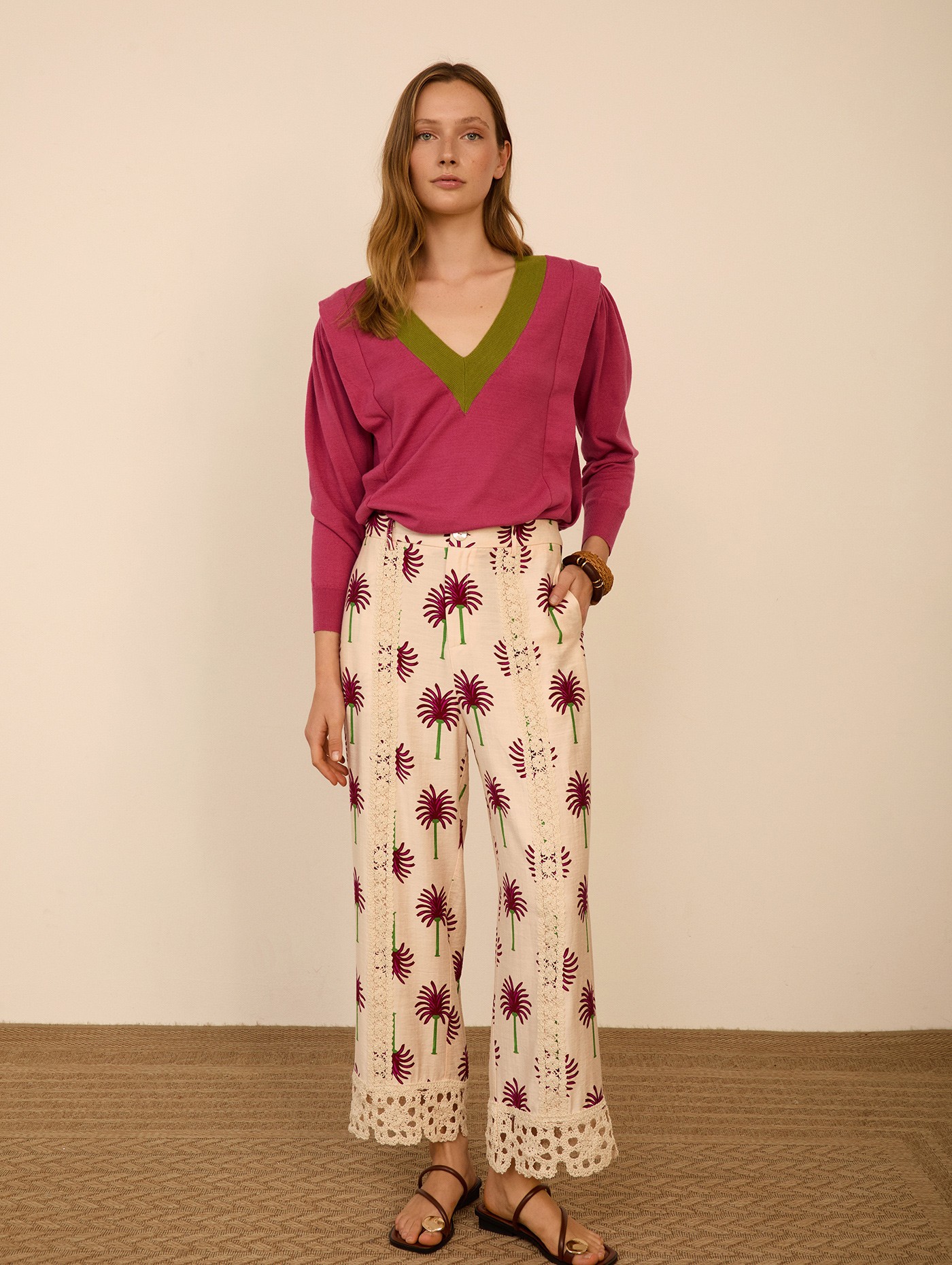 Pantalón cropped estampado