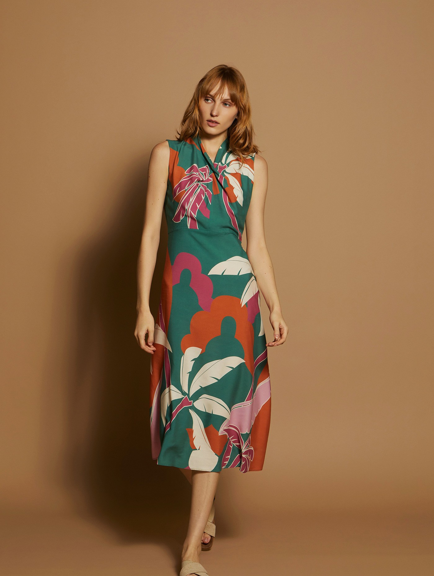 Dress with palm tree print 2