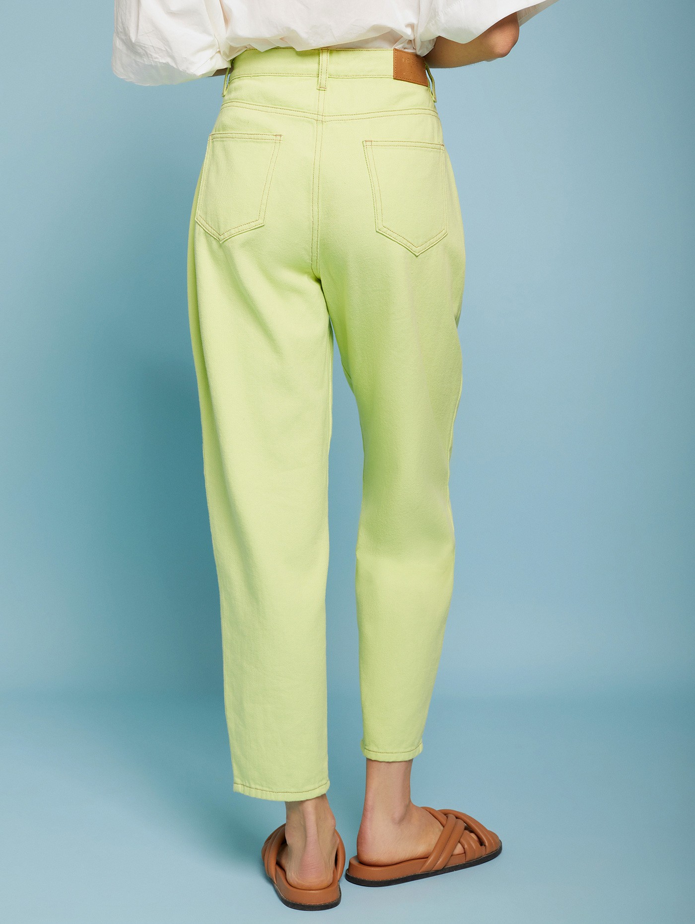 Slouchy pants with buckle 6