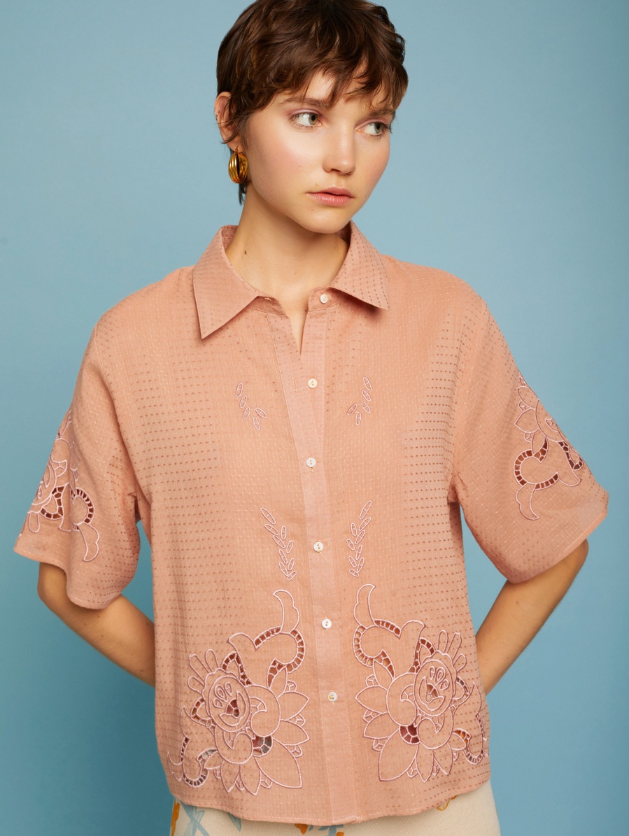 Die-cut embroidery blouse