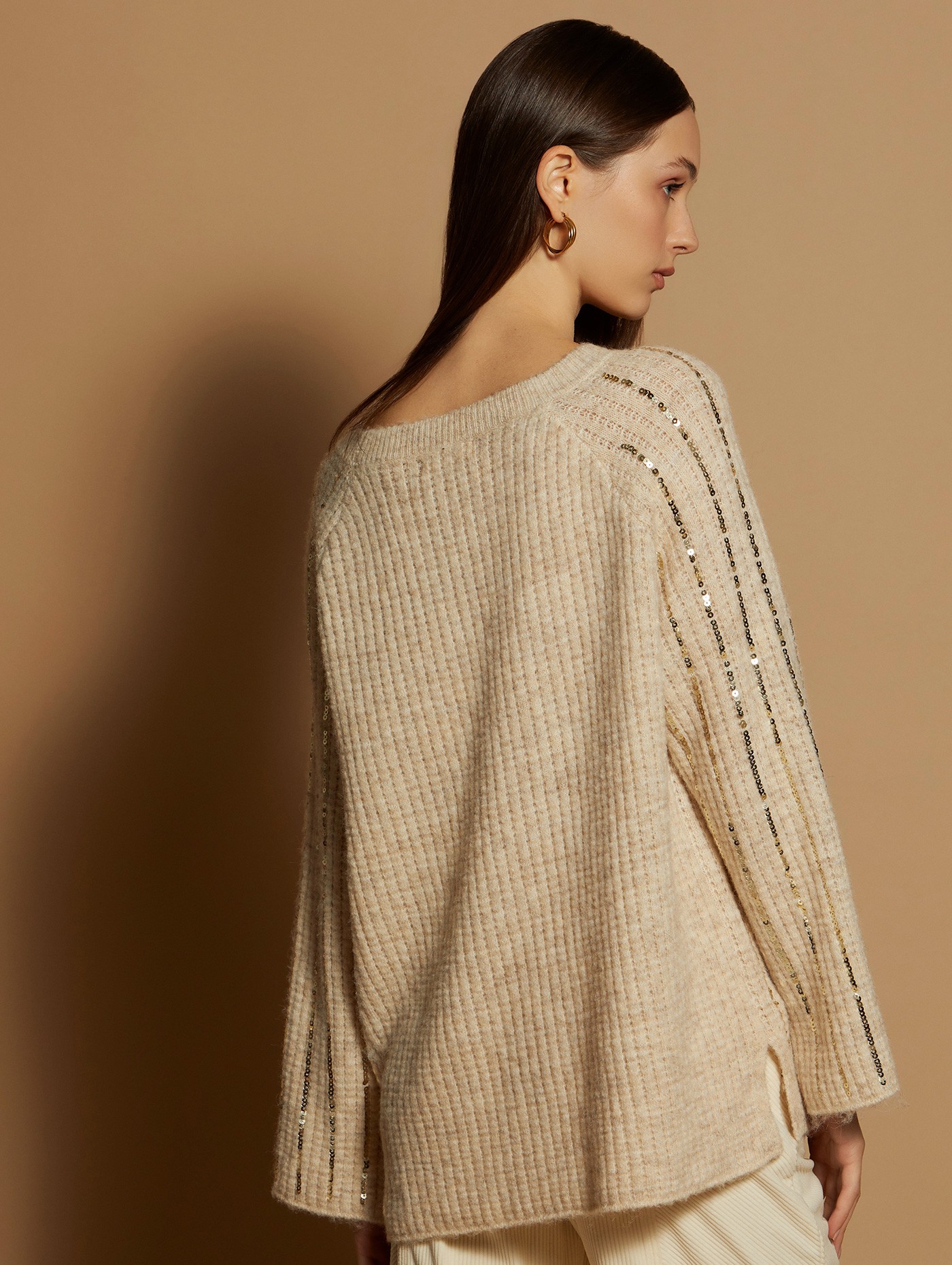 Jersey bordado lentejuelas 5