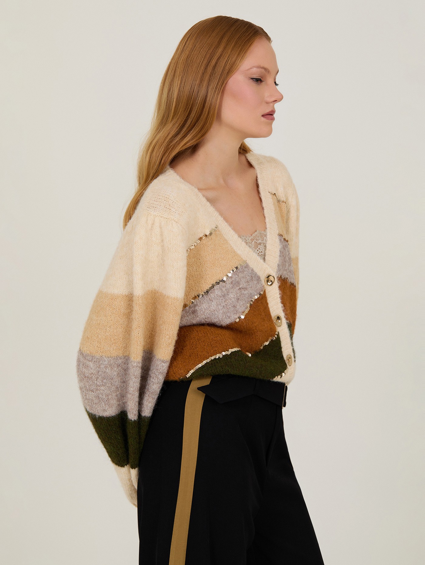 Cardigan with stripes and sequins 2