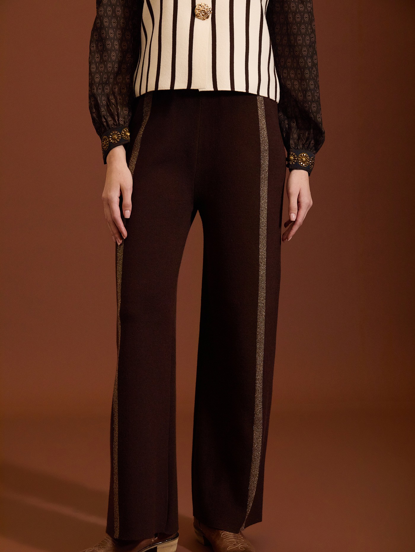 Pantalón de punto a rayas de lúrex