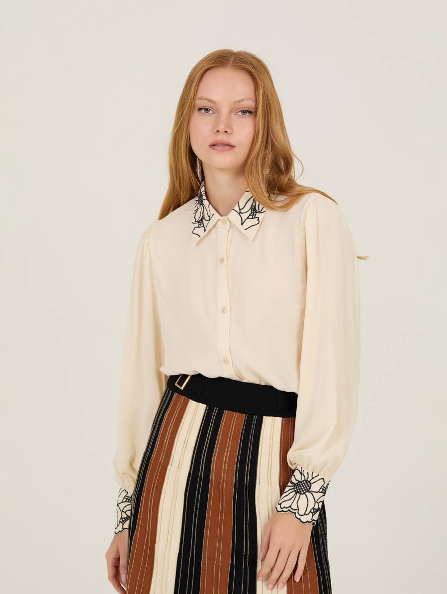 Camisa de bambula bordada