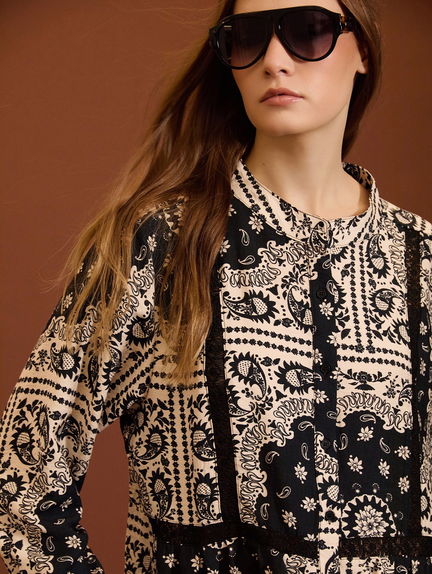 Blusa con ribete de cachemira bicolor 2