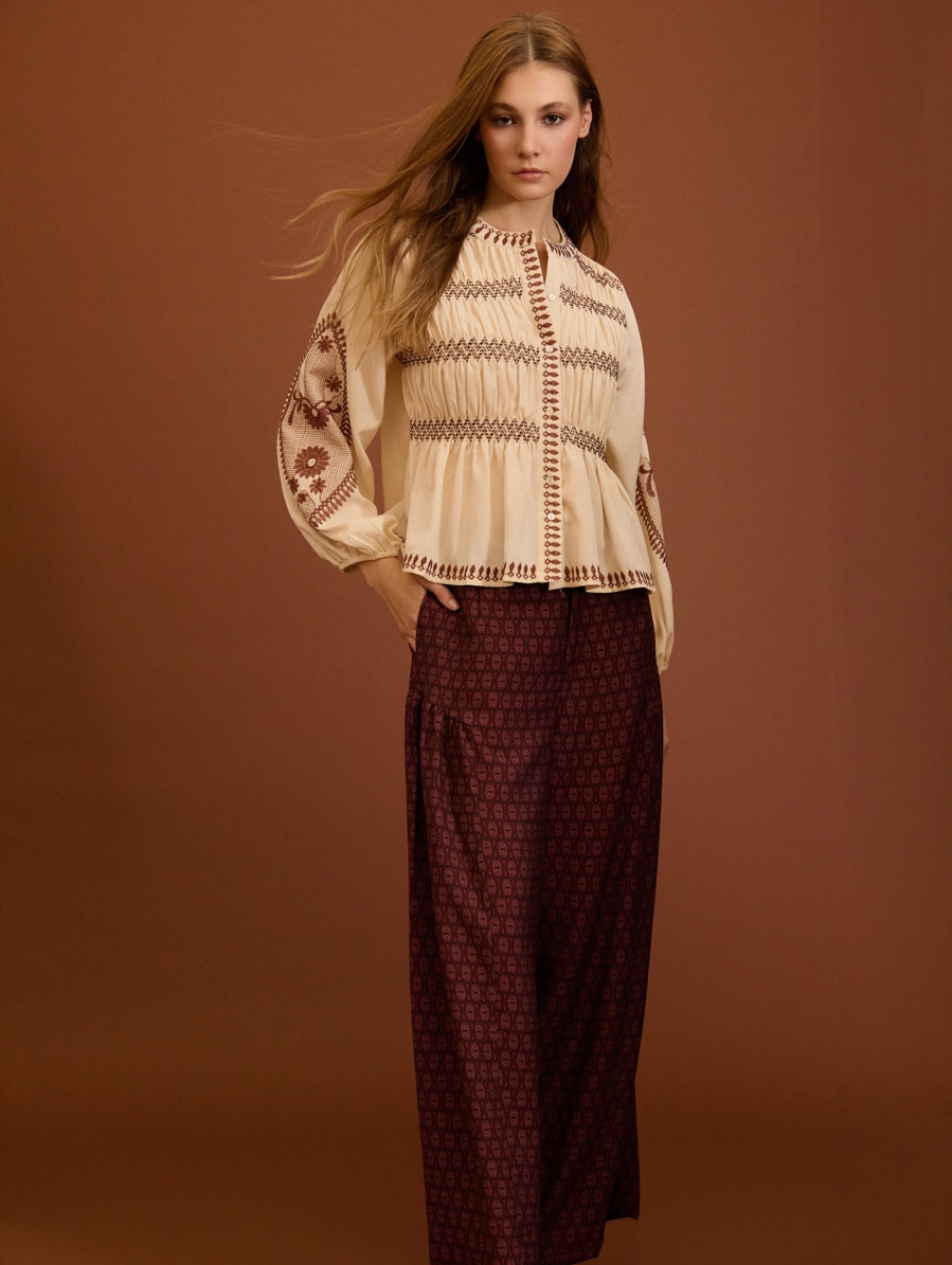 Pantalón palazzo con estampado geométrico