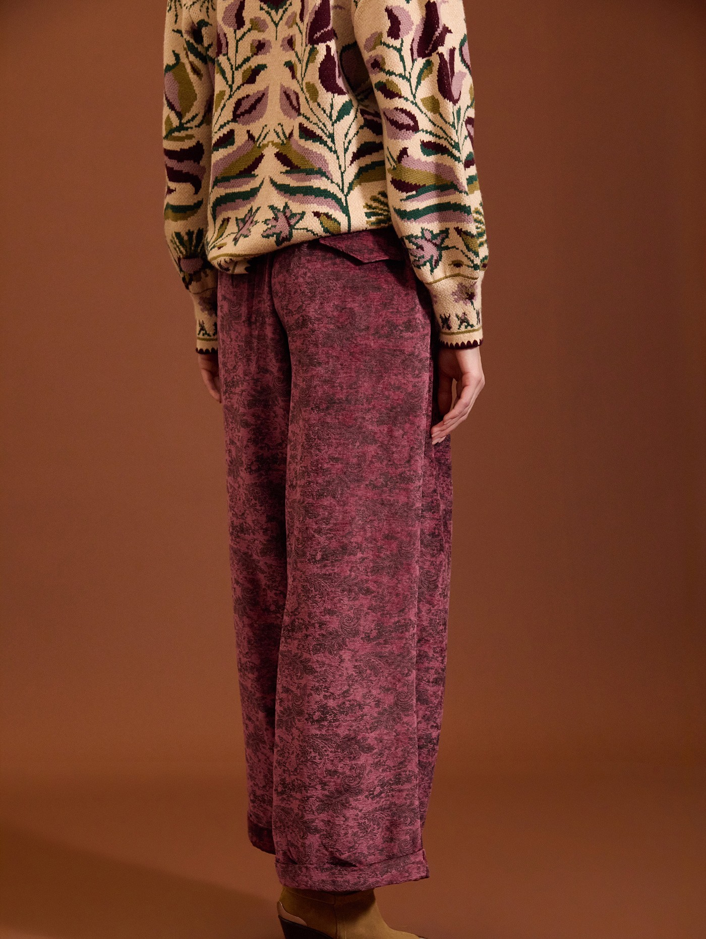 Pantalón holgado de terciopelo
