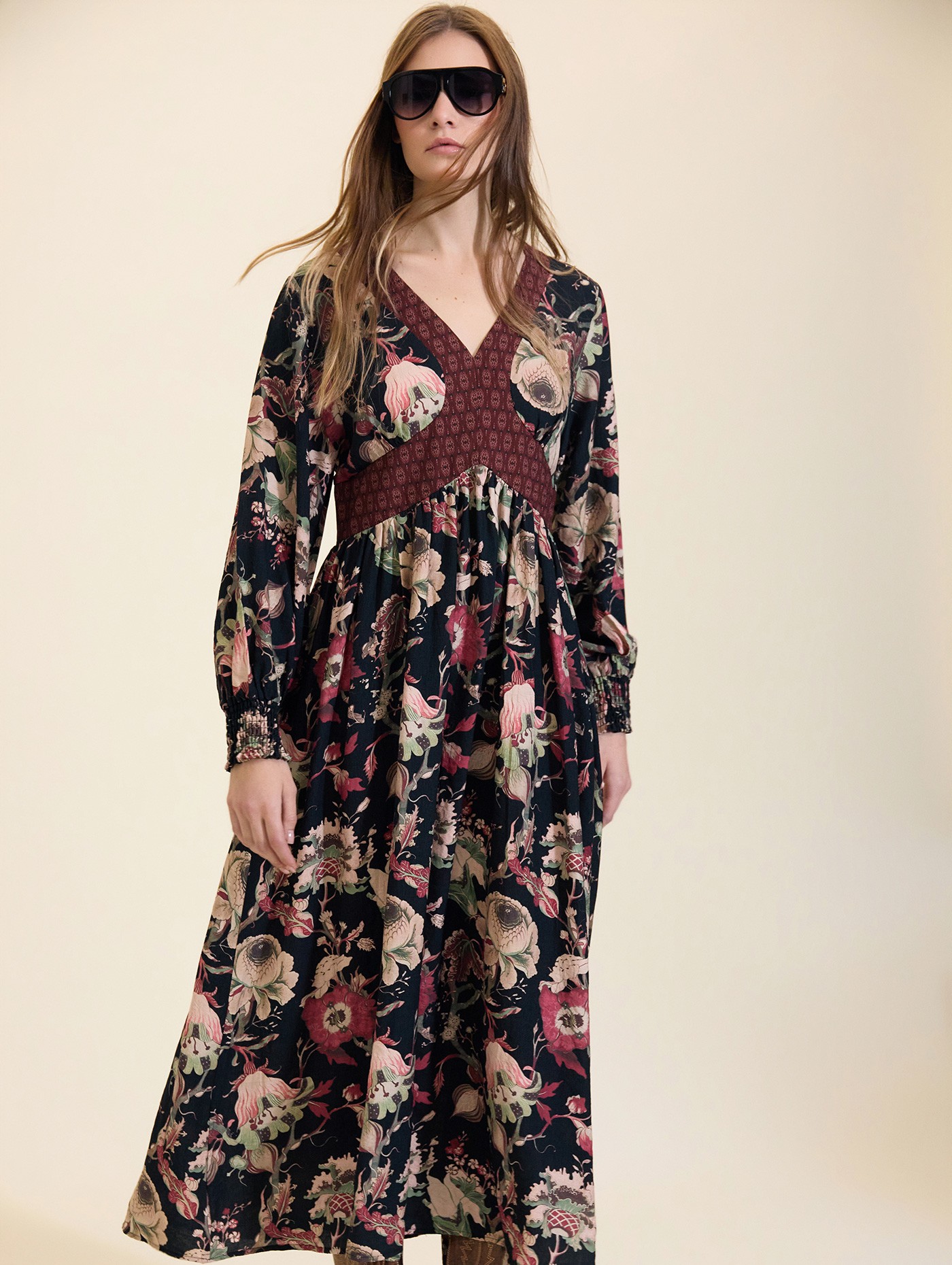 Vestido largo con estampado mixto