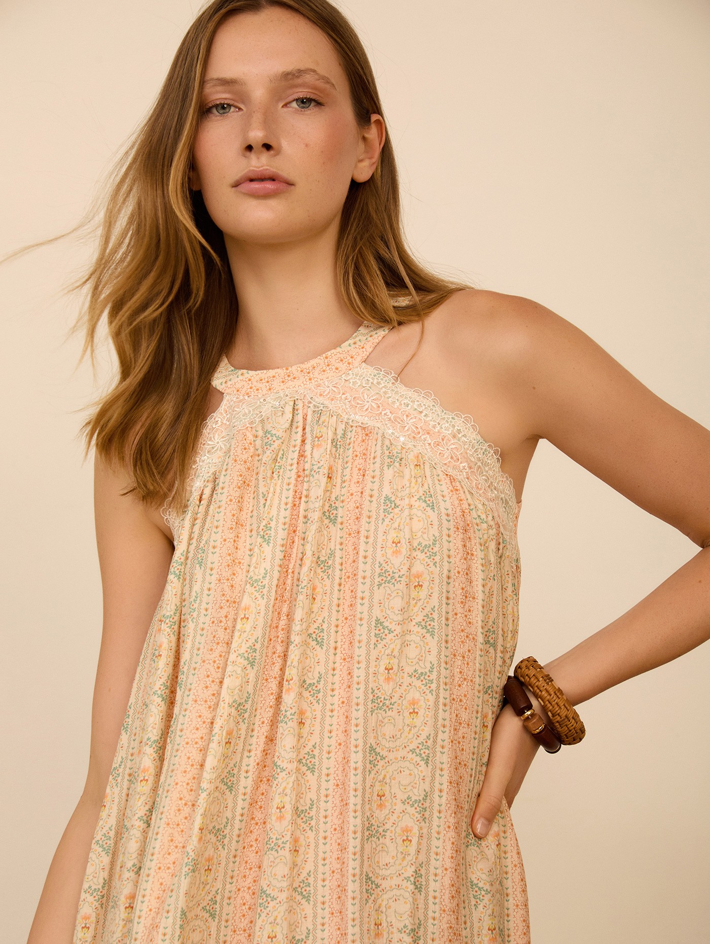 Vestido largo cuello halter 6