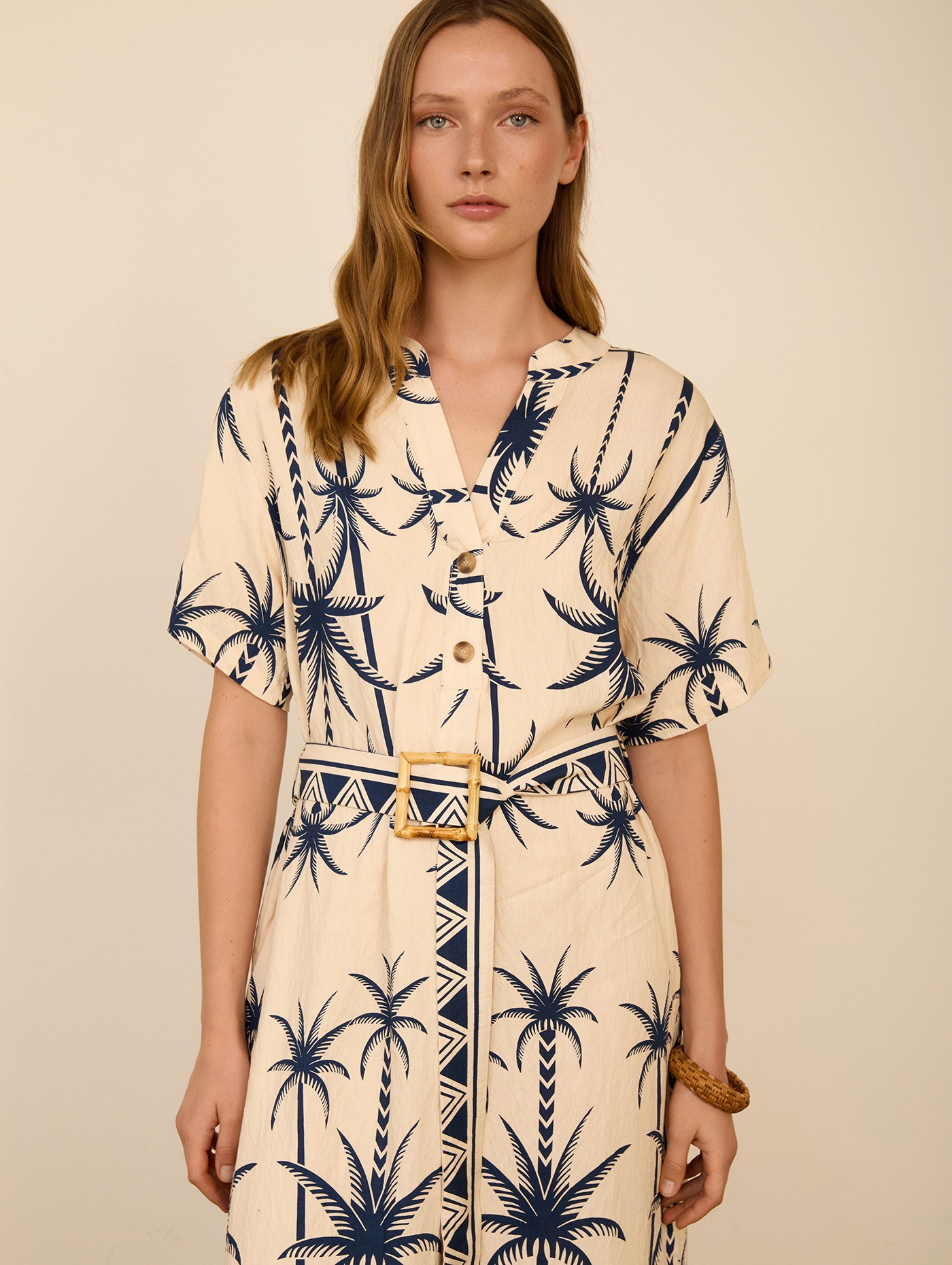 Vestido midi estampado palmeras 3