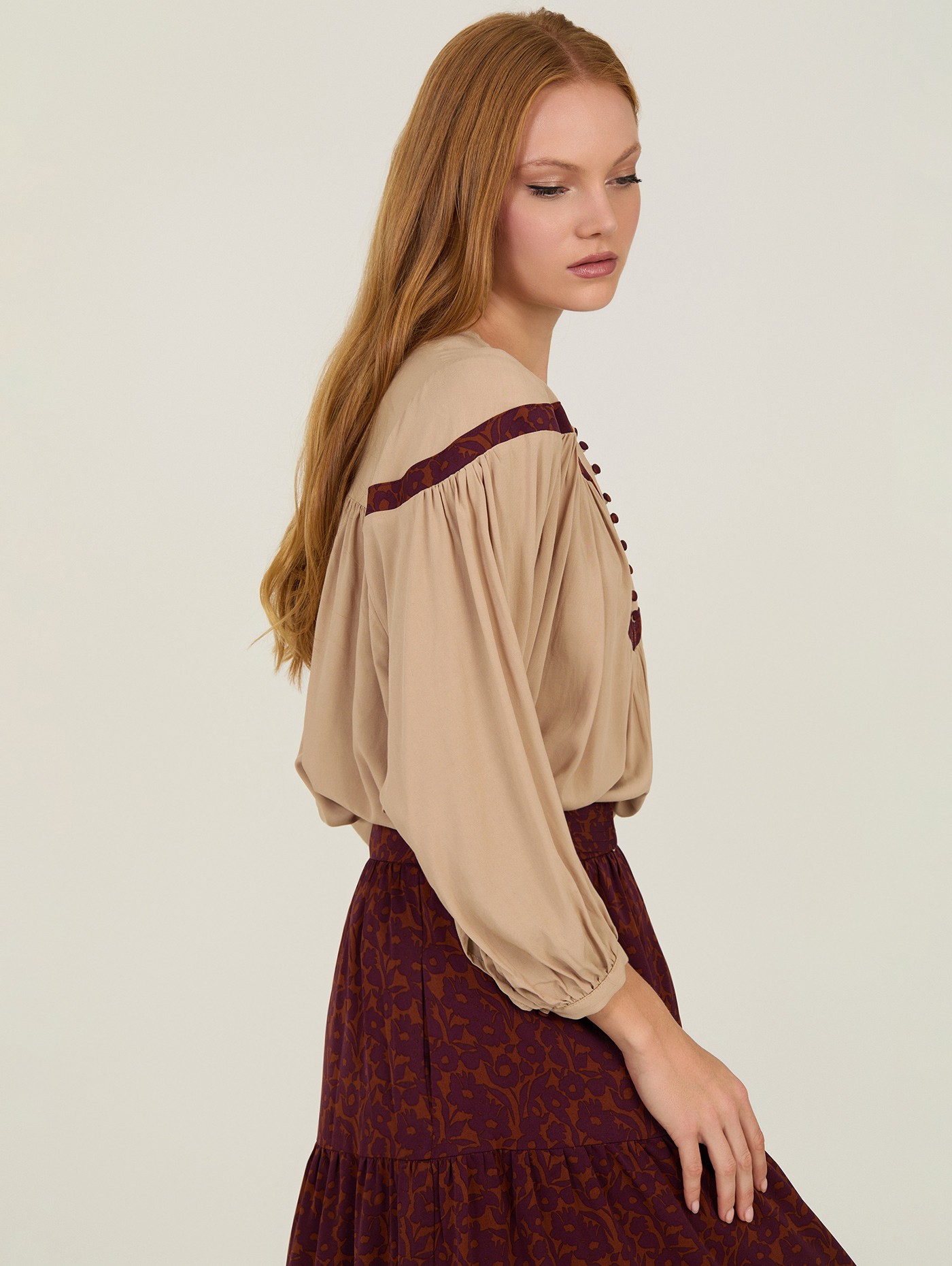 Blusa con franja estampada 4