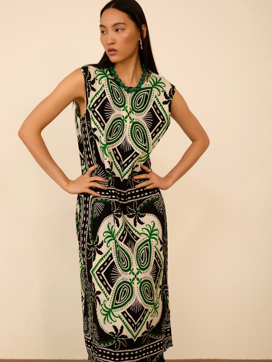 Vestido plisado estampado