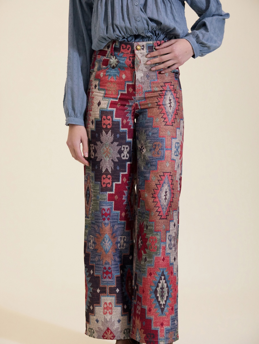 Pantalón con estampado étnico