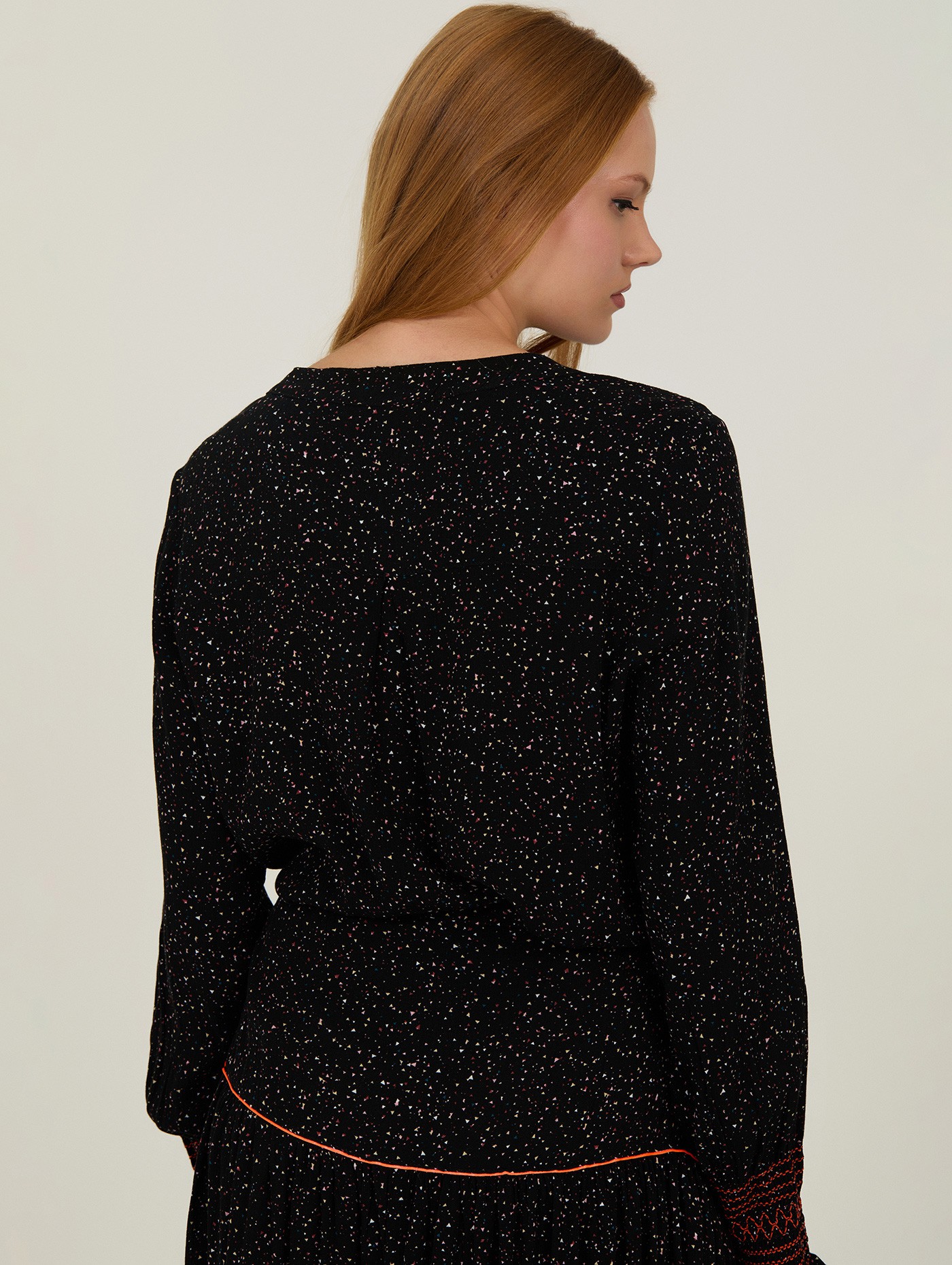 Blusa estampada con smock 3