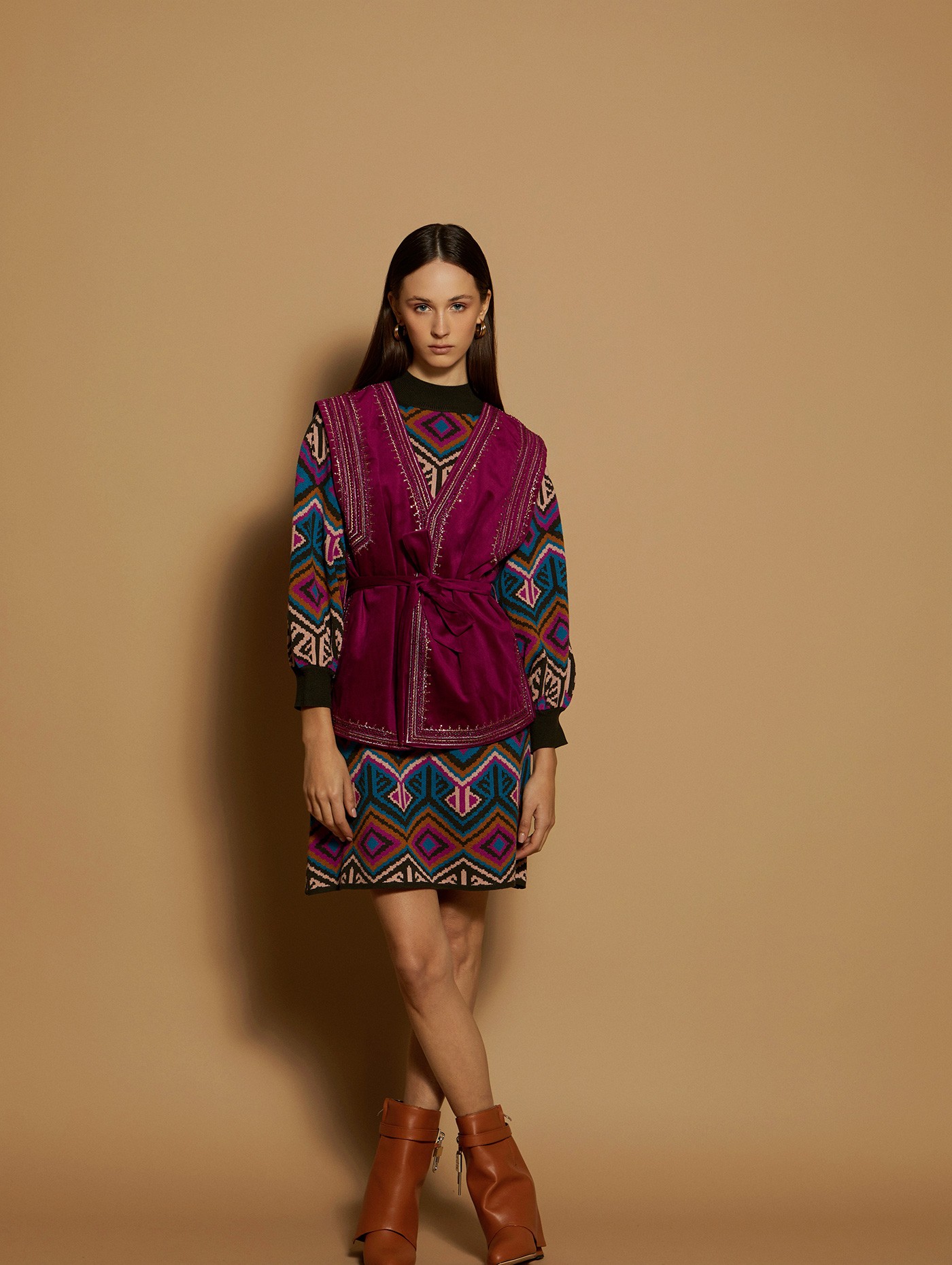 Chaleco velvet bordado 1