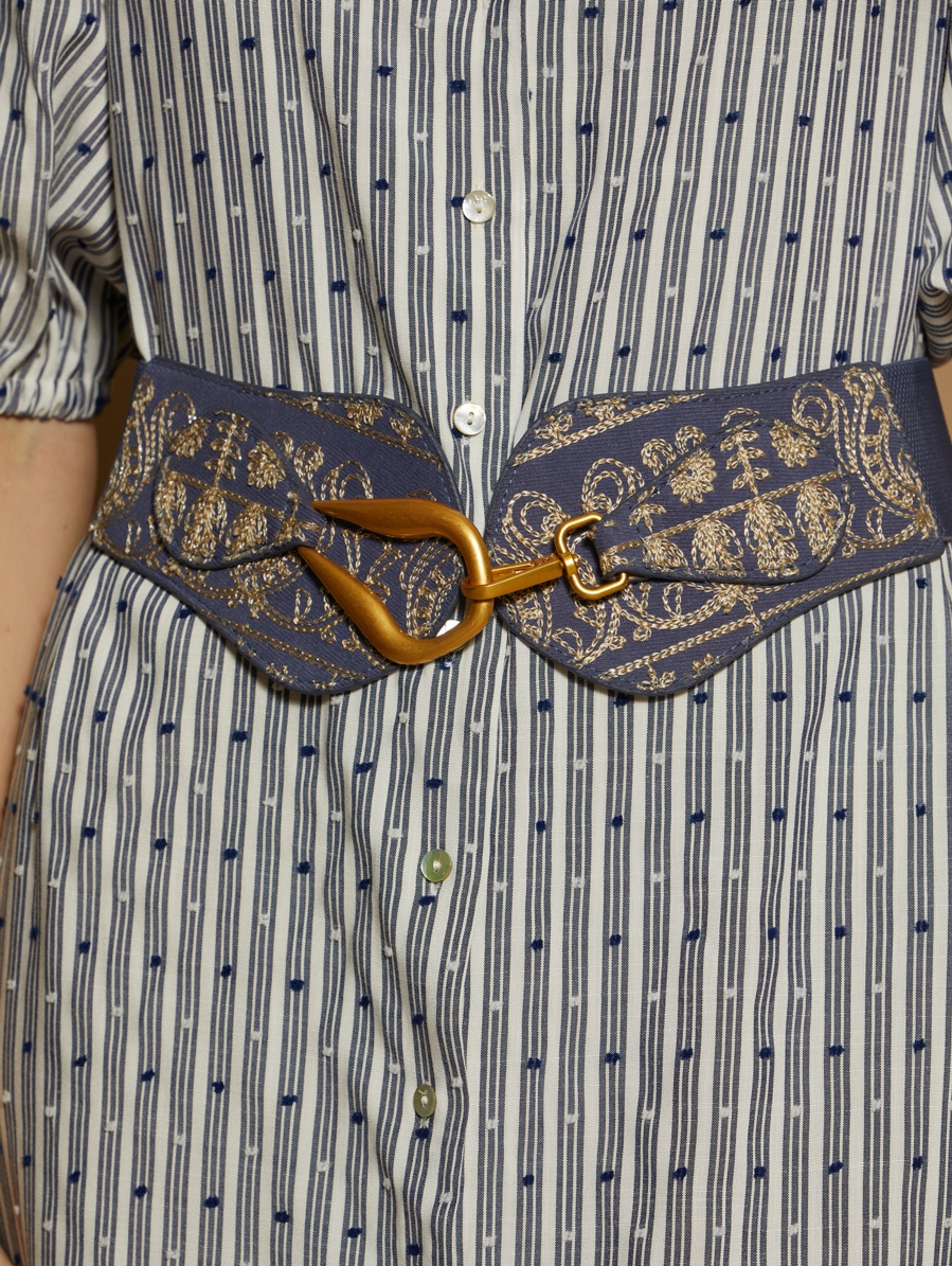 Embroidered elastic belt