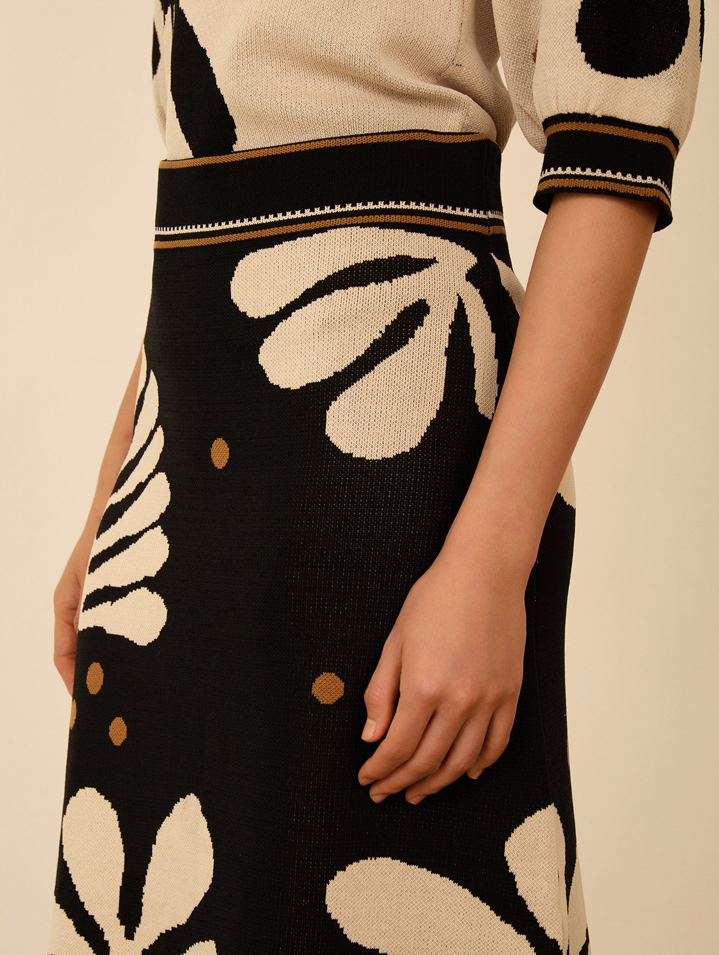 Falda de punto estampada 5