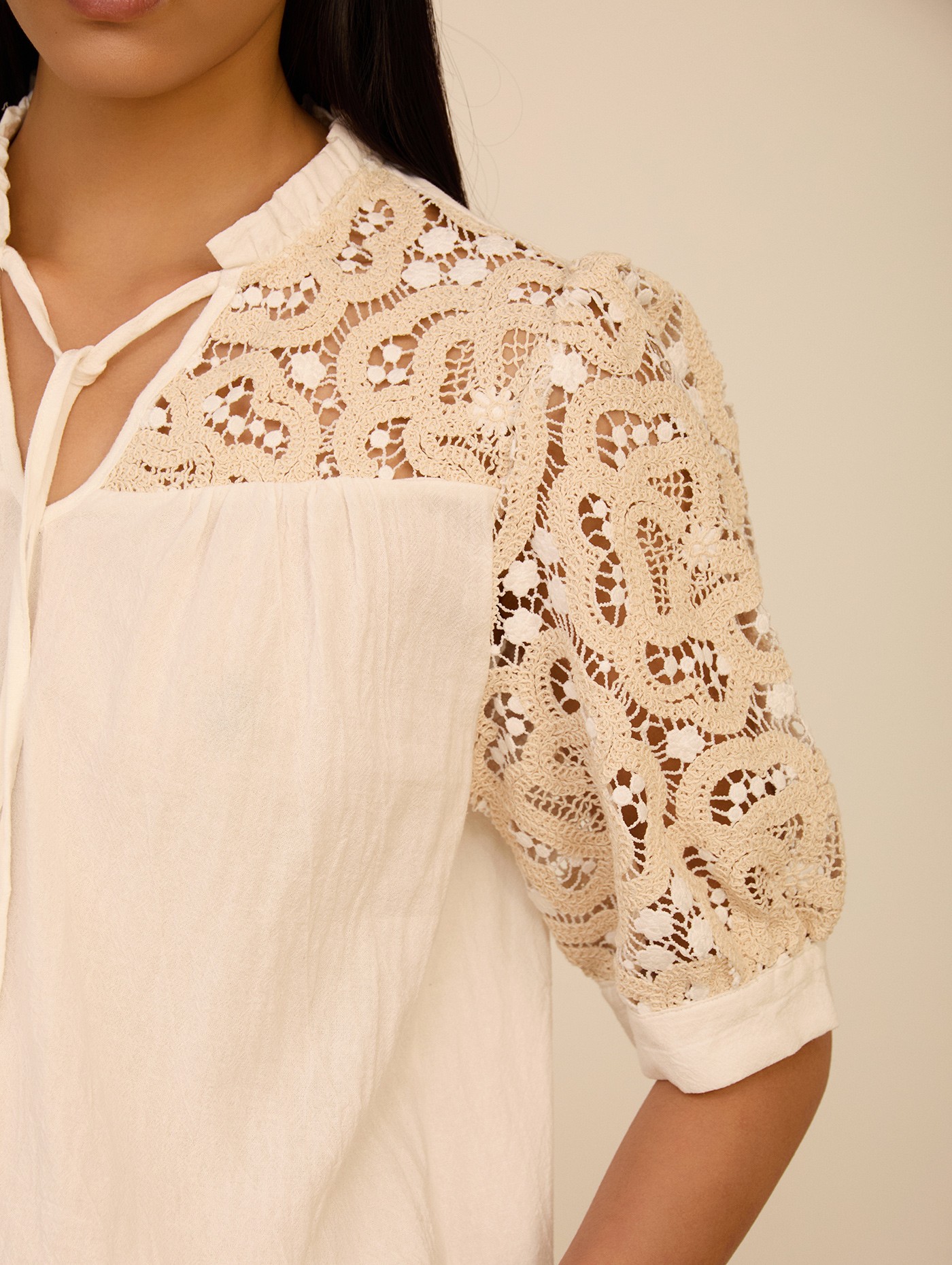 Blusa con crochet 3