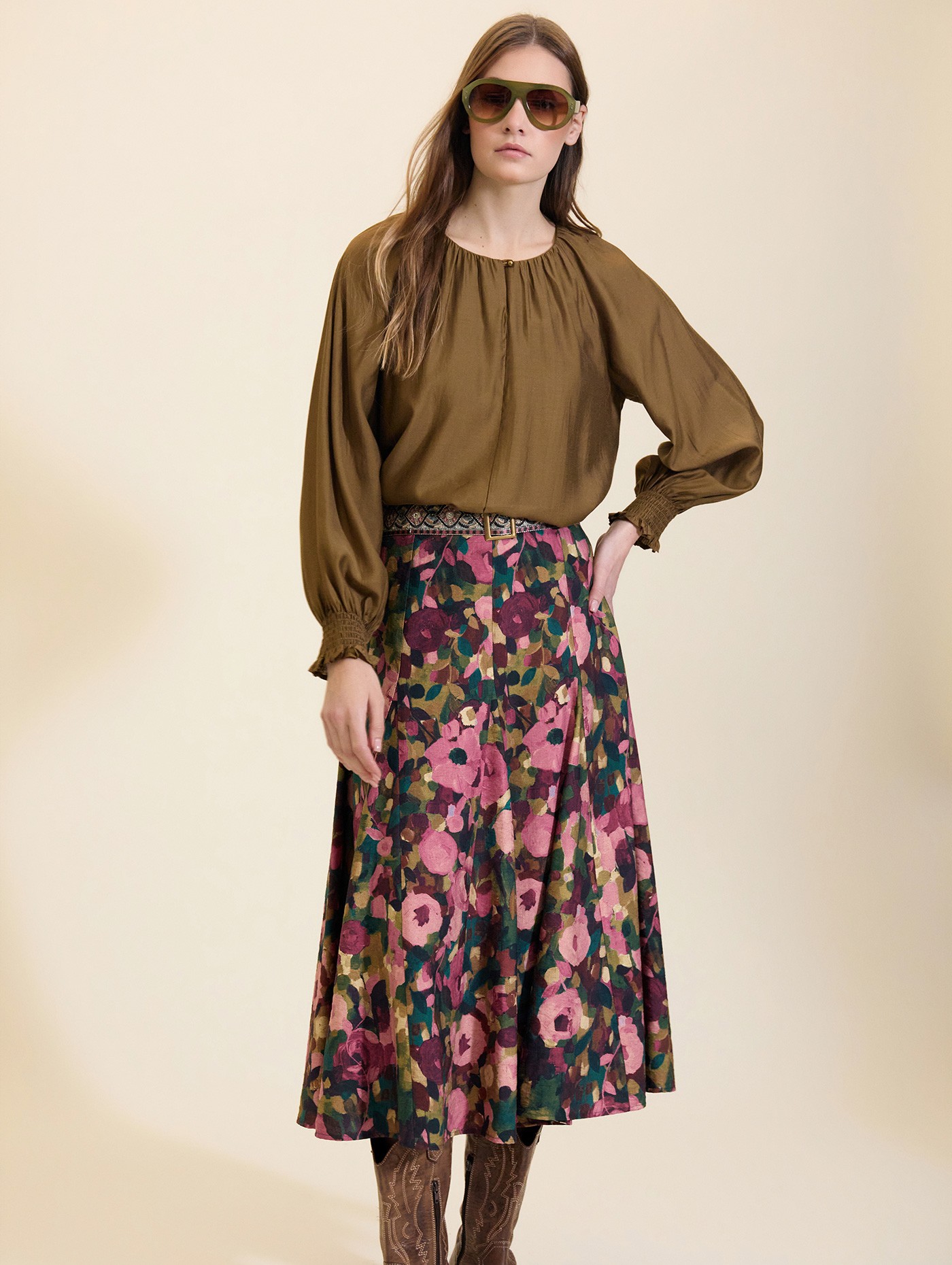 Blusa fluida con efecto fruncido 1