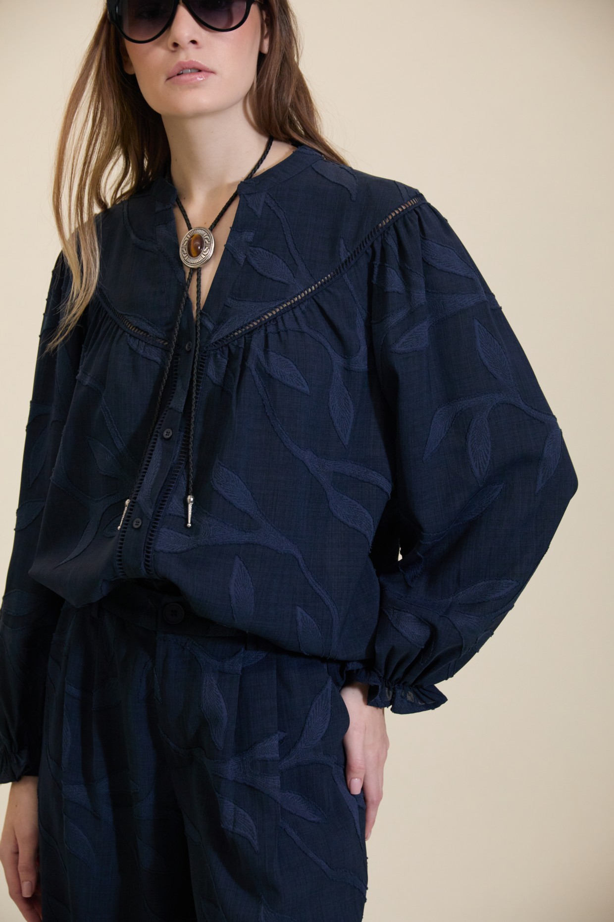 Blusa fluida de jacquard