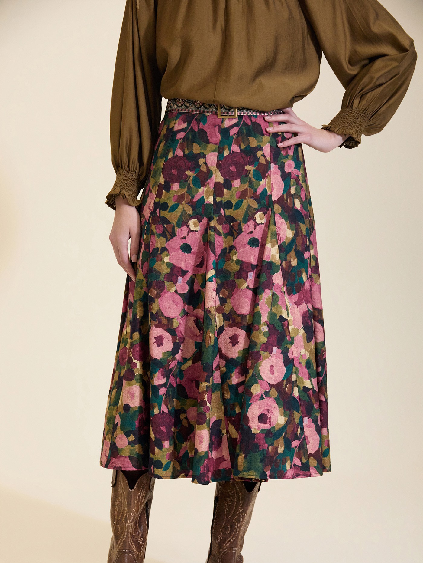 Falda midi estampada 4