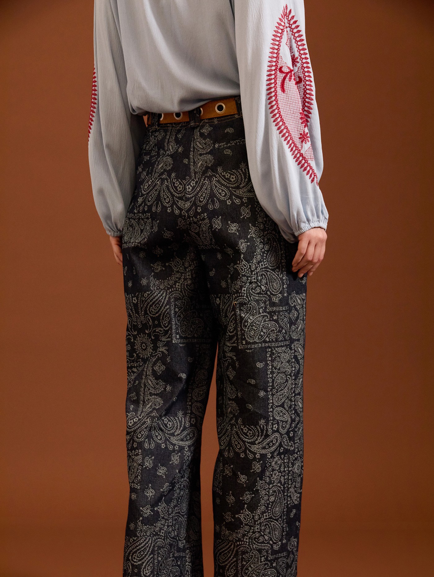 Vaqueros con estampado de cachemira