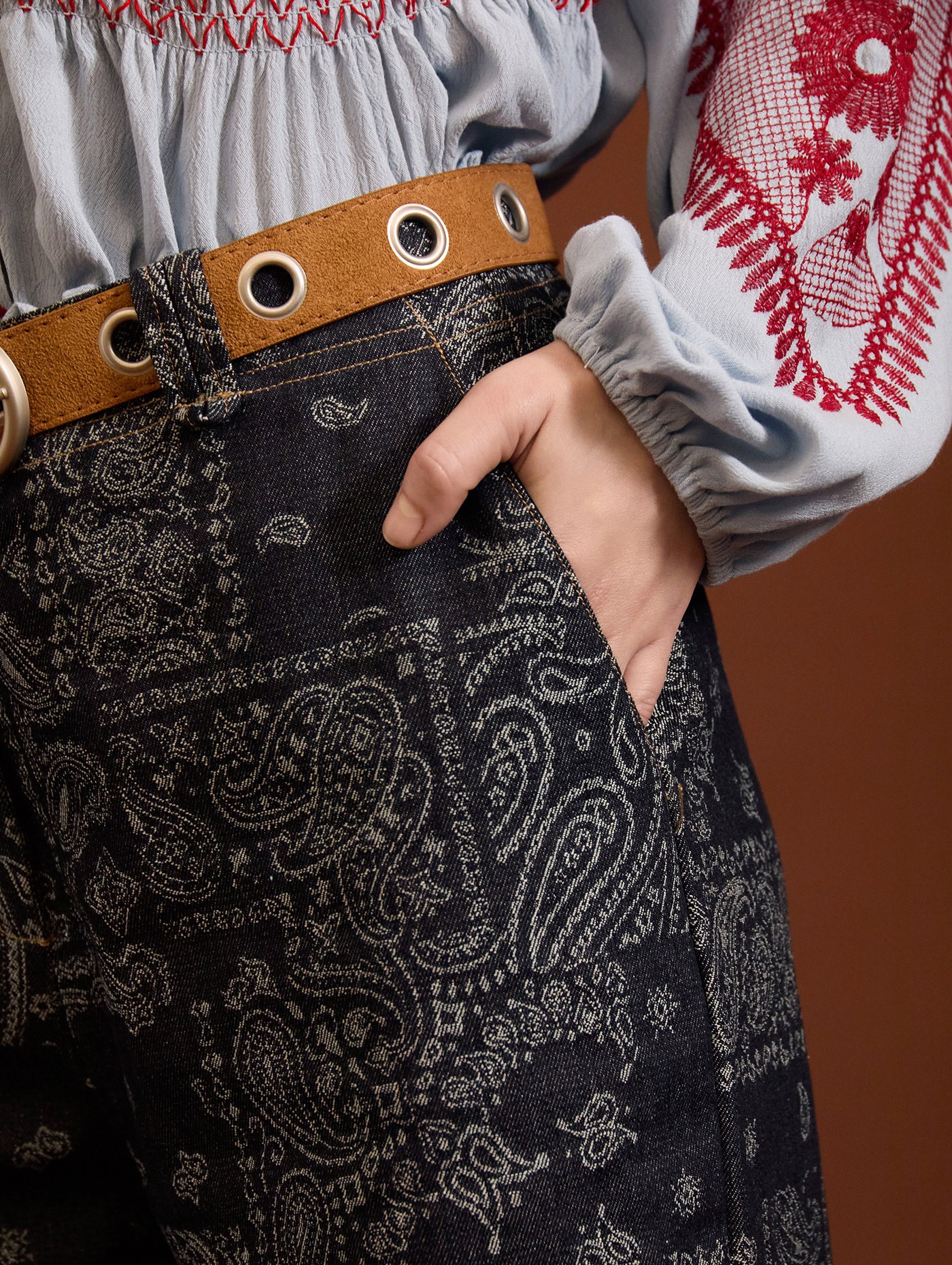 Vaqueros con estampado de cachemira